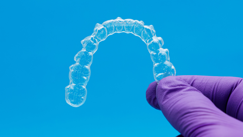 تقويم الاسنان المتحرك